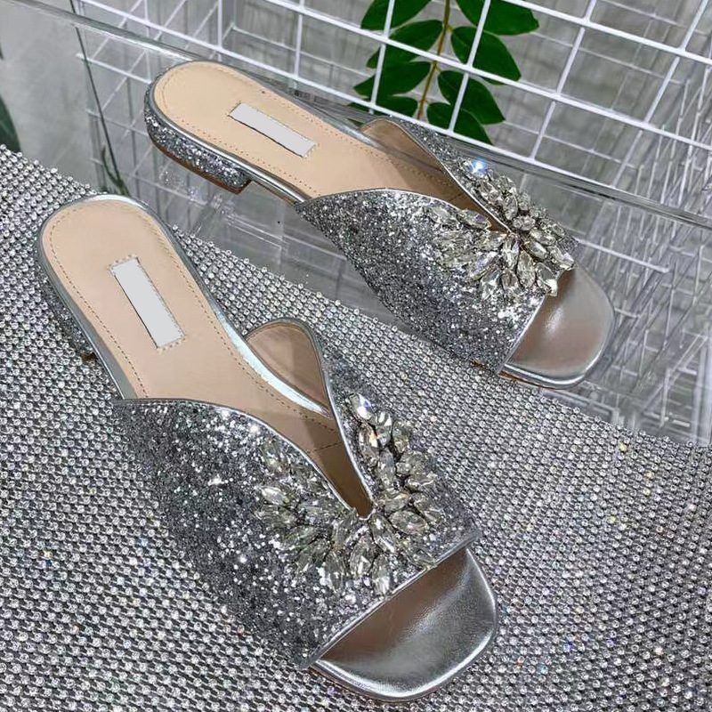 Letnie Nowe Płaskie Kapcie Damskie Rhinestone Zdobione Sandały Z Okrągłym Czubkiem Buty Moda