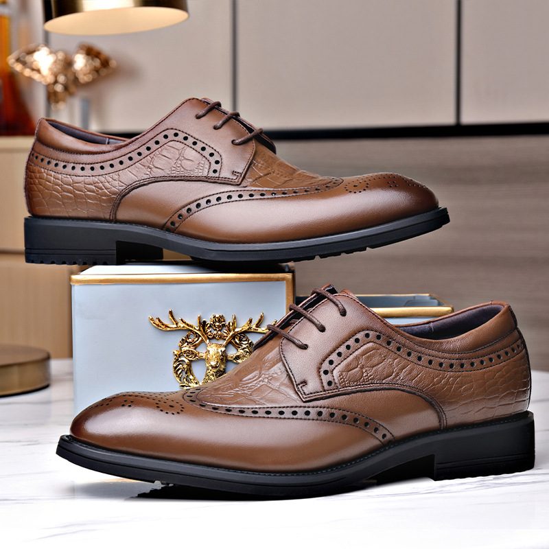 2024 New Fashion Brogue Shoes Rzeźbione Męskie Buty Formalne Business Casual Black Men's Cow Dress