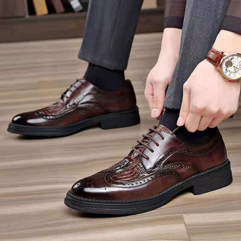 2024 Nowe Jesienne Buty Męskie Skórzane Business Casual Brogue Sukienka Wysokiej Klasy Ślubne