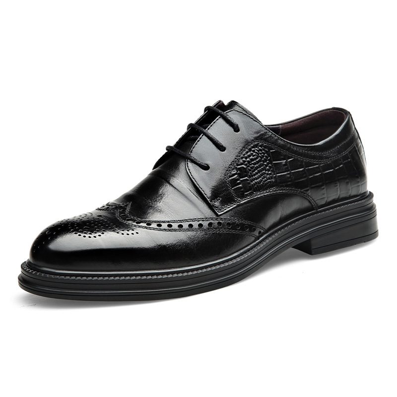 2024 Nowe Klasyczne Buty Brogue Rzeźbione Męskie Odzież Wizytowa Business Casual Czarne Krowy Formalne