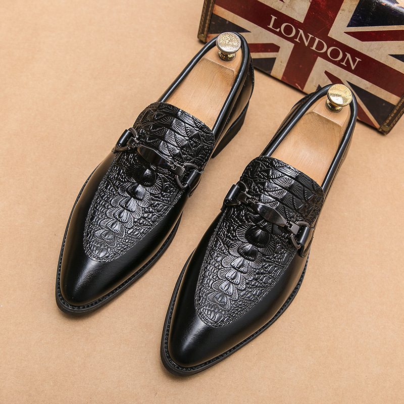 Obuwie Męskie Casual Slip-on Business Dress Shoes Pointed Toe Oddychająca Fryzura Brogue