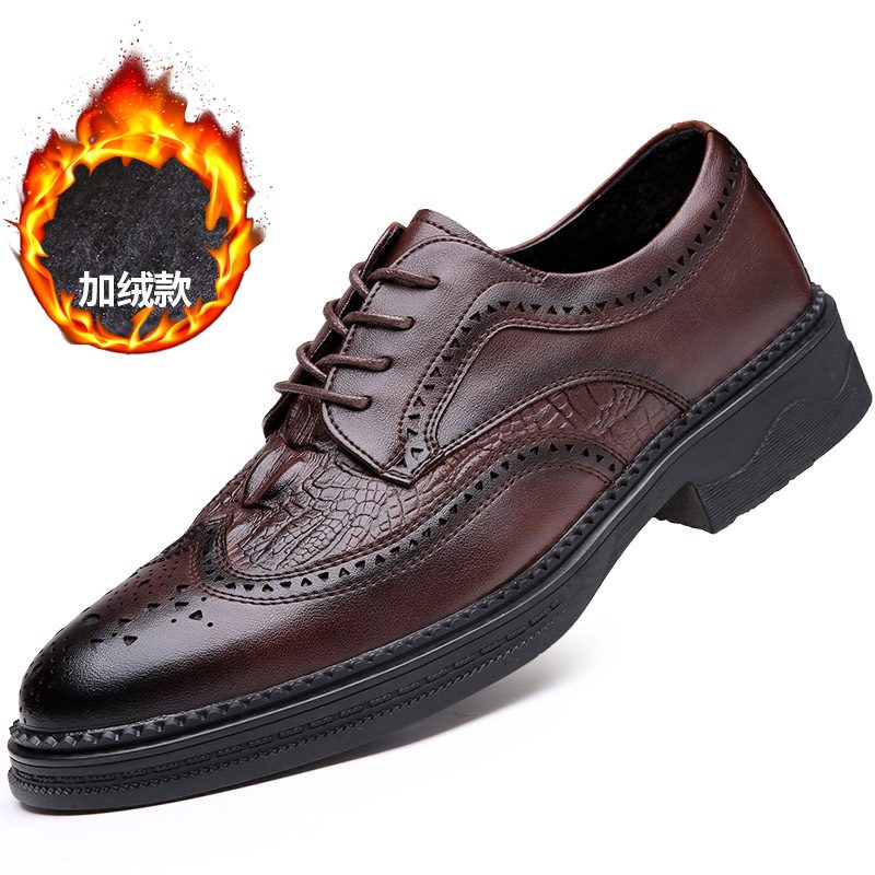 2024 Nowe Jesienne Buty Męskie Skórzane Business Casual Brogue Sukienka Wysokiej Klasy Ślubne