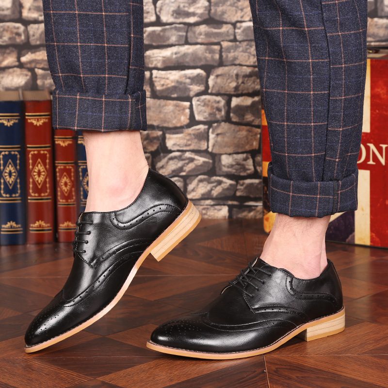 Buty Męskie 45 Business Casual Dress Shoes 46 Brogue Rzeźbione Szpiczasty Nosek Trend Wiosna