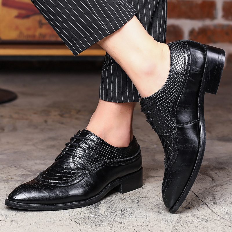 Buty Męskie New Fashion Duży Rozmiar Casual Dress Shoes Brogue Sznurowane 47 48 Butów