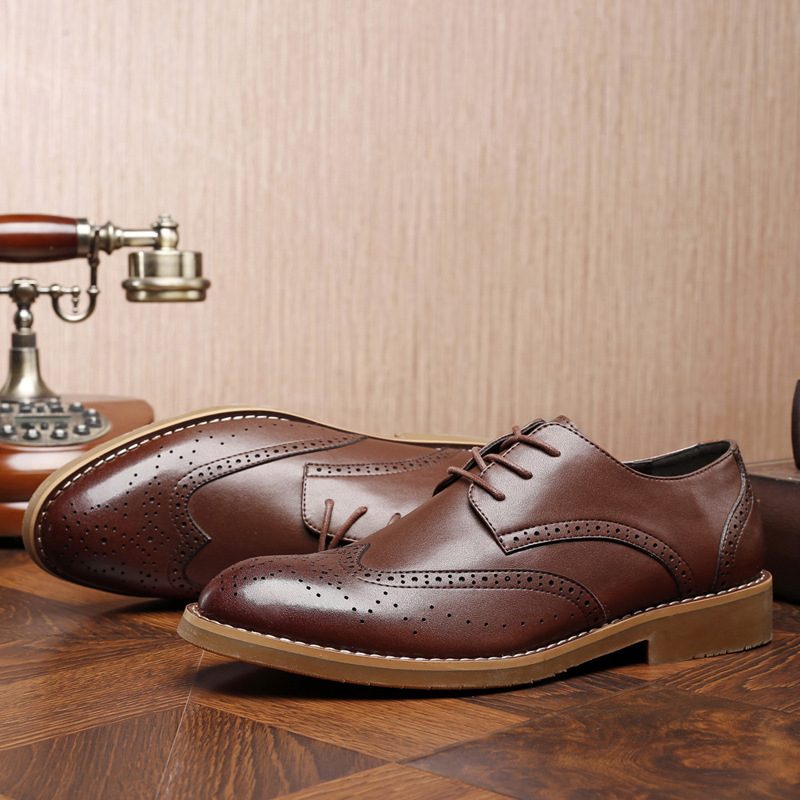 Łańcuch Nowe Rzeźbione Buty Sukienka Modne Brogue Business Casual Retro Męskie